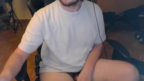 Snapshot of dirty_fun_boy chatting on 11.06.25 dirty_fun_boy online show from 11.06.25