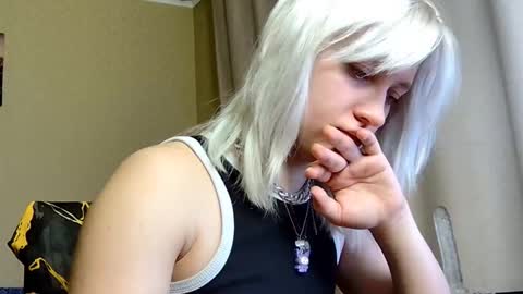 Dirty Kiss69 online show from 10.23.25