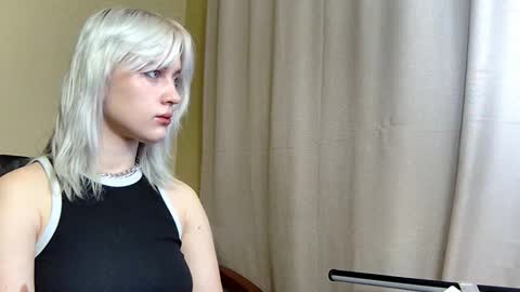 Dirty Kiss69 online show from 10.26.25