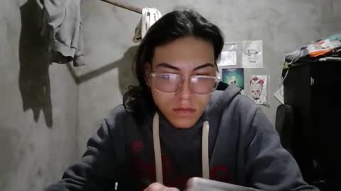 Snapshot of dirty_model chatting on 04.28.26 dirty model online show from 04.28.26