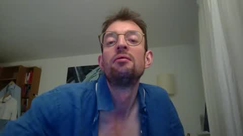 Snapshot of dirtyboy88123 chatting on 01.04.25 dirtyboy88123 online show from 01.04.25
