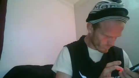 Snapshot of dirtydaddy69627829 chatting on 11.19.25 Justin Robinson online show from 11.19.25