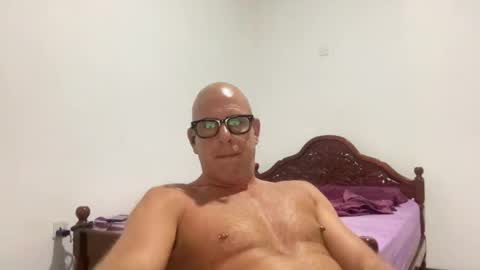 Snapshot of dirtydanlondon chatting on 02.26.26 Dirtydanlondon online show from 02.26.26