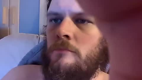 Snapshot of dirtydogsday chatting on 01.04.25 Dirtydog online show from 01.04.25