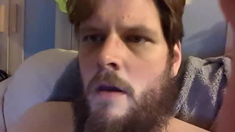 Snapshot of dirtydogsday chatting on 10.06.25 Dirtydog online show from 10.06.25