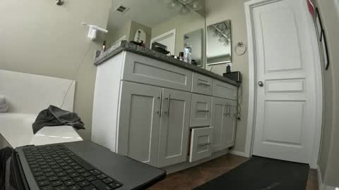 Daisy Love online show from 02.11.25