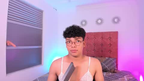 Snapshot of dirtymike69_ chatting on 11.08.25 Mike online show from 11.08.25