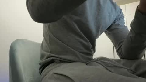 Snapshot of dirtyprettyboi chatting on 10.14.25 buy tokens with link online show from 10.14.25