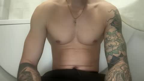 Snapshot of dirtyprettyboi chatting on 10.19.25 buy tokens with link online show from 10.19.25