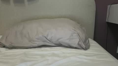 Snapshot of dirtyprettyboi chatting on 10.22.25 buy tokens with link online show from 10.22.25