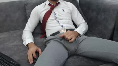 Snapshot of dirtyybooyy77 chatting on 10.12.25 dirtyybooyy77 online show from 10.12.25