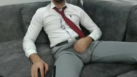 Snapshot of dirtyybooyy77 chatting on 10.12.25 dirtyybooyy77 online show from 10.12.25