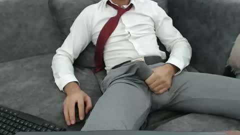 Snapshot of dirtyybooyy77 chatting on 11.06.25 dirtyybooyy77 online show from 11.06.25