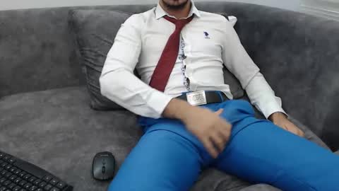 Snapshot of dirtyybooyy77 chatting on 11.08.25 dirtyybooyy77 online show from 11.08.25