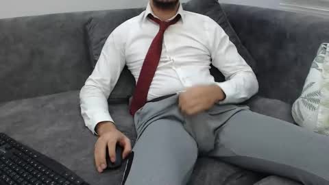 Snapshot of dirtyybooyy77 chatting on 11.16.25 dirtyybooyy77 online show from 11.16.25