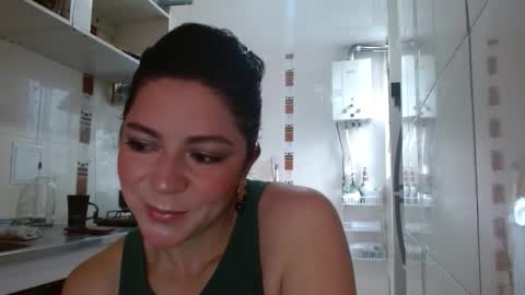 Snapshot of disneey2888 chatting on 02.08.26 disneey2888 online show from 02.08.26