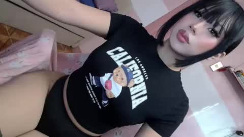 disneycum69_bella online show from 02.02.26