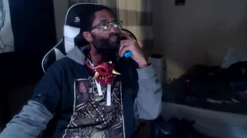 Snapshot of disr3sp3ctfully_dipp3d chatting on 11.01.25 Your Best Worst Nightmare online show from 11.01.25