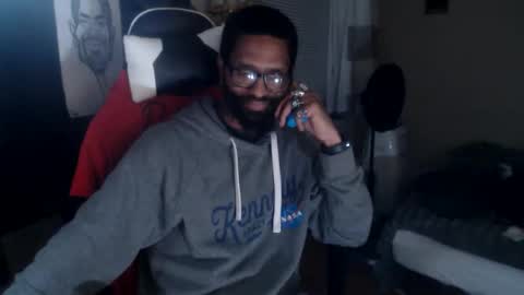 Snapshot of disr3sp3ctfully_dipp3d chatting on 11.04.25 Your Best Worst Nightmare online show from 11.04.25