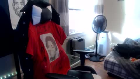 Snapshot of disr3sp3ctfully_dipp3d chatting on 11.14.25 Your Best Worst Nightmare online show from 11.14.25