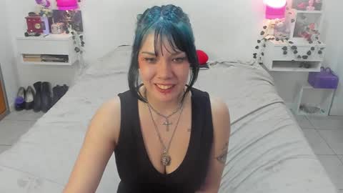 Snapshot of dissasterology chatting on 10.17.25 Lena online show from 10.17.25