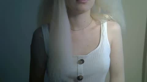 DitaMilton online show from 11.01.25