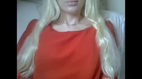 DitaMilton online show from 12.22.25