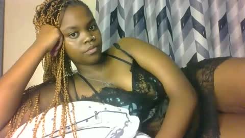 Snapshot of diva_queen495161 chatting on 03.12.25 diva_queen495161 online show from 03.12.25