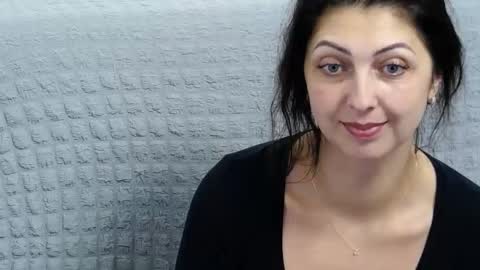 Snapshot of divinafrodita chatting on 01.13.25 Sandra online show from 01.13.25