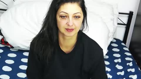 Snapshot of divinafrodita chatting on 03.07.25 Sandra online show from 03.07.25