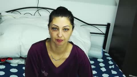 Snapshot of divinafrodita chatting on 03.12.25 Sandra online show from 03.12.25