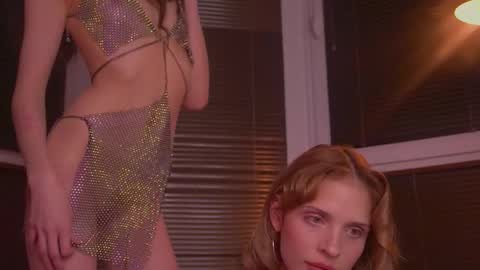 Eva and Lucia online show from 10.28.25