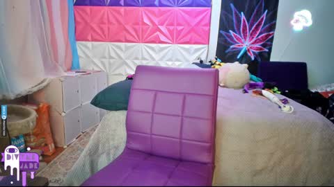 Snapshot of divynejade chatting on 12.10.24 Jade Divyne online show from 12.10.24