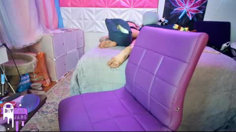 Snapshot of divynejade chatting on 12.13.24 Jade Divyne online show from 12.13.24