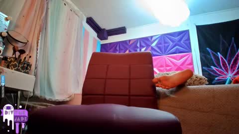 Snapshot of divynejade chatting on 02.23.25 Jade Divyne online show from 02.23.25