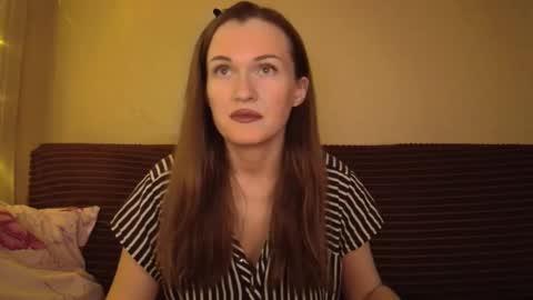 Snapshot of dixiemiller chatting on 12.20.24 Dixiemiller online show from 12.20.24