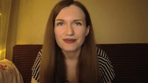 Snapshot of dixiemiller chatting on 12.23.24 Dixiemiller online show from 12.23.24