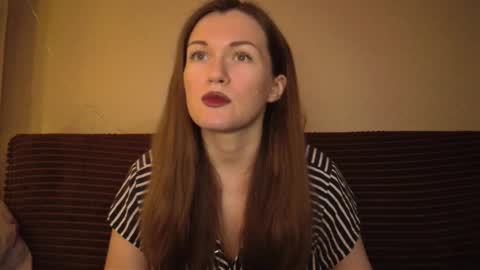 Snapshot of dixiemiller chatting on 01.09.25 Dixiemiller online show from 01.09.25