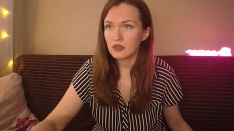 Snapshot of dixiemiller chatting on 01.22.25 Dixiemiller online show from 01.22.25