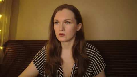 Snapshot of dixiemiller chatting on 02.09.25 Dixiemiller online show from 02.09.25