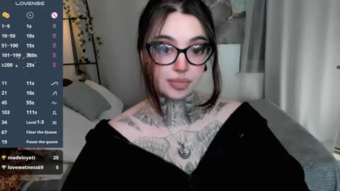 dixipixi_ online show from 04.23.26