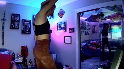 Snapshot of dizzythedoggo chatting on 09.15.25 The Cottoncandy Coyote online show from 09.15.25