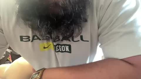 Snapshot of djfreeque chatting on 03.01.25 djfreeque online show from 03.01.25