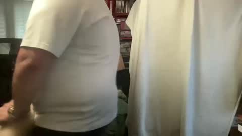 Snapshot of djfreeque chatting on 10.13.25 djfreeque online show from 10.13.25