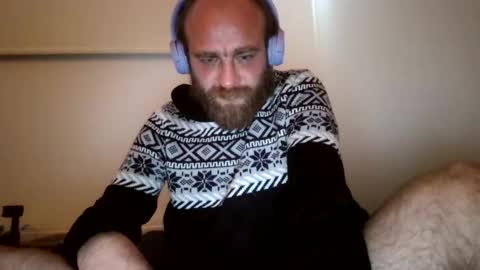 Snapshot of djschoor chatting on 10.03.25 djschoor online show from 10.03.25