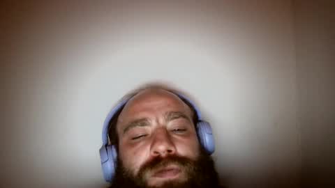 Snapshot of djschoor chatting on 10.11.25 djschoor online show from 10.11.25