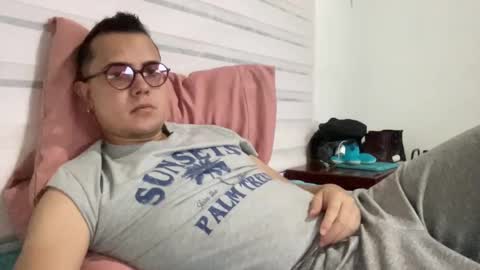 Liam Bon online show from 11.18.25