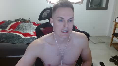 Snapshot of dmoney212 chatting on 01.02.25 dmoney212 online show from 01.02.25