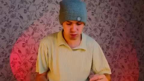 Snapshot of dobrovoritel chatting on 04.19.26 Robert online show from 04.19.26