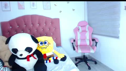 Snapshot of doe_sofi chatting on 01.20.25 sofi online show from 01.20.25